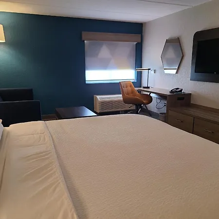 Holiday Inn Express Fort Lauderdale North - Executive Airport By Ihg-2